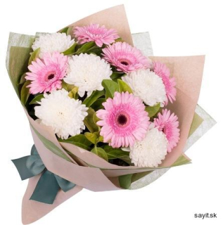 Kytica ružové gerbery, biele karafiáty a chryzantémy